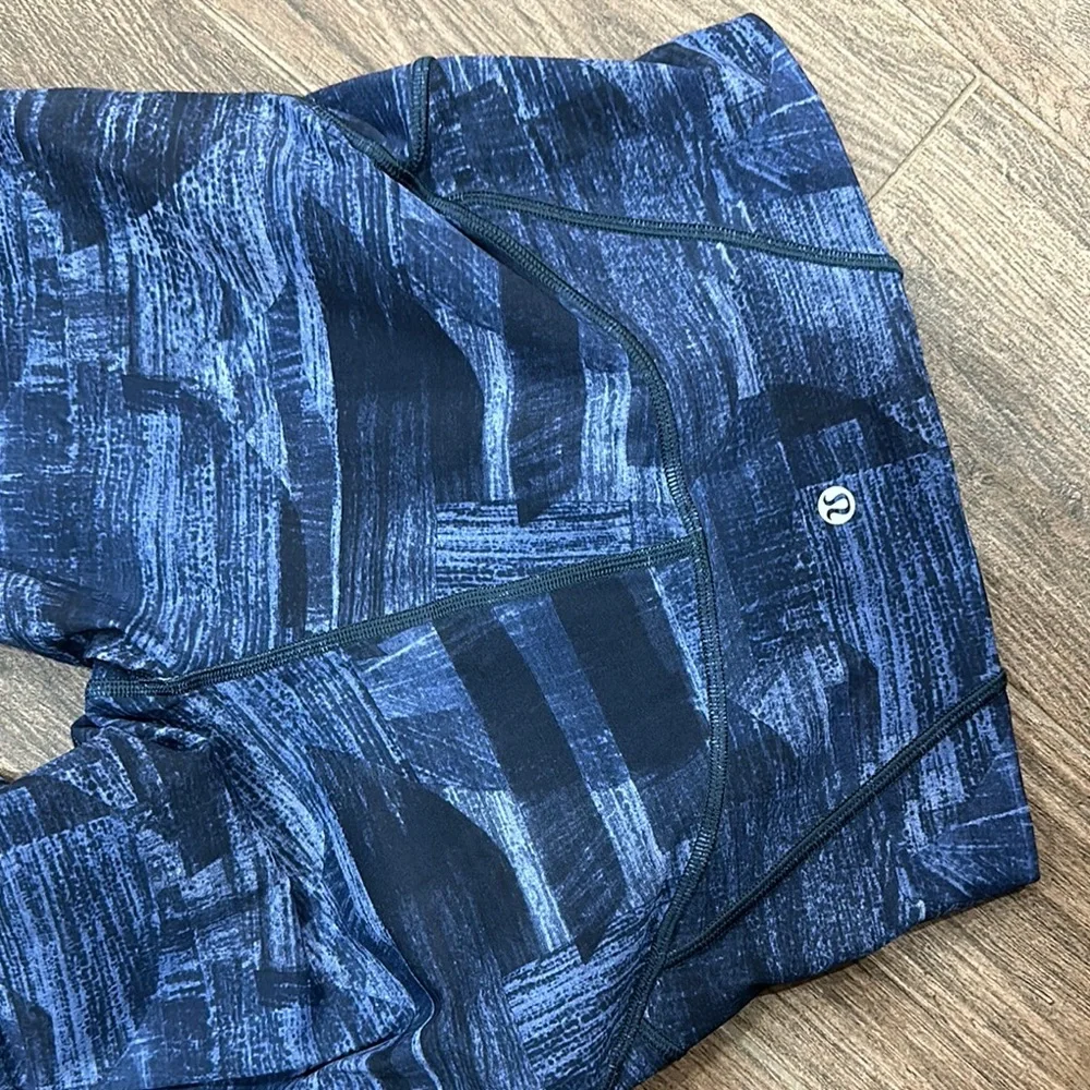 Lululemon Athletica Blue High-Waisted Capri Leggings